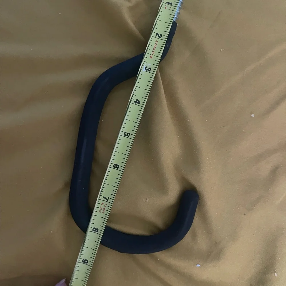 Black Vinyl Coated Metal Screw Hook Wall Mounted Traditional Easy Installation